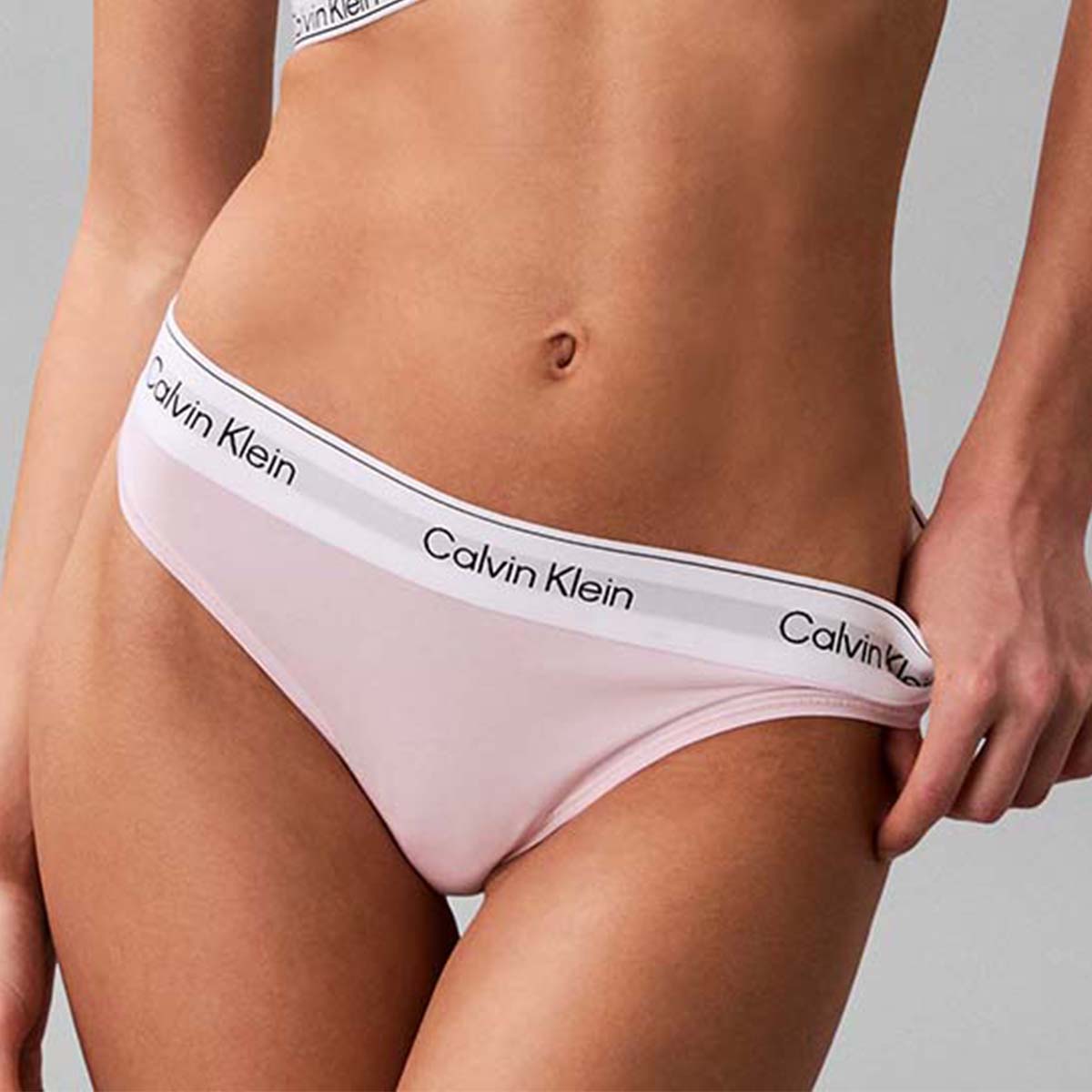 Calvin Klein Icon g-streng, lyserød - LV00QF8518 - 8Z6 - Cradle Pink