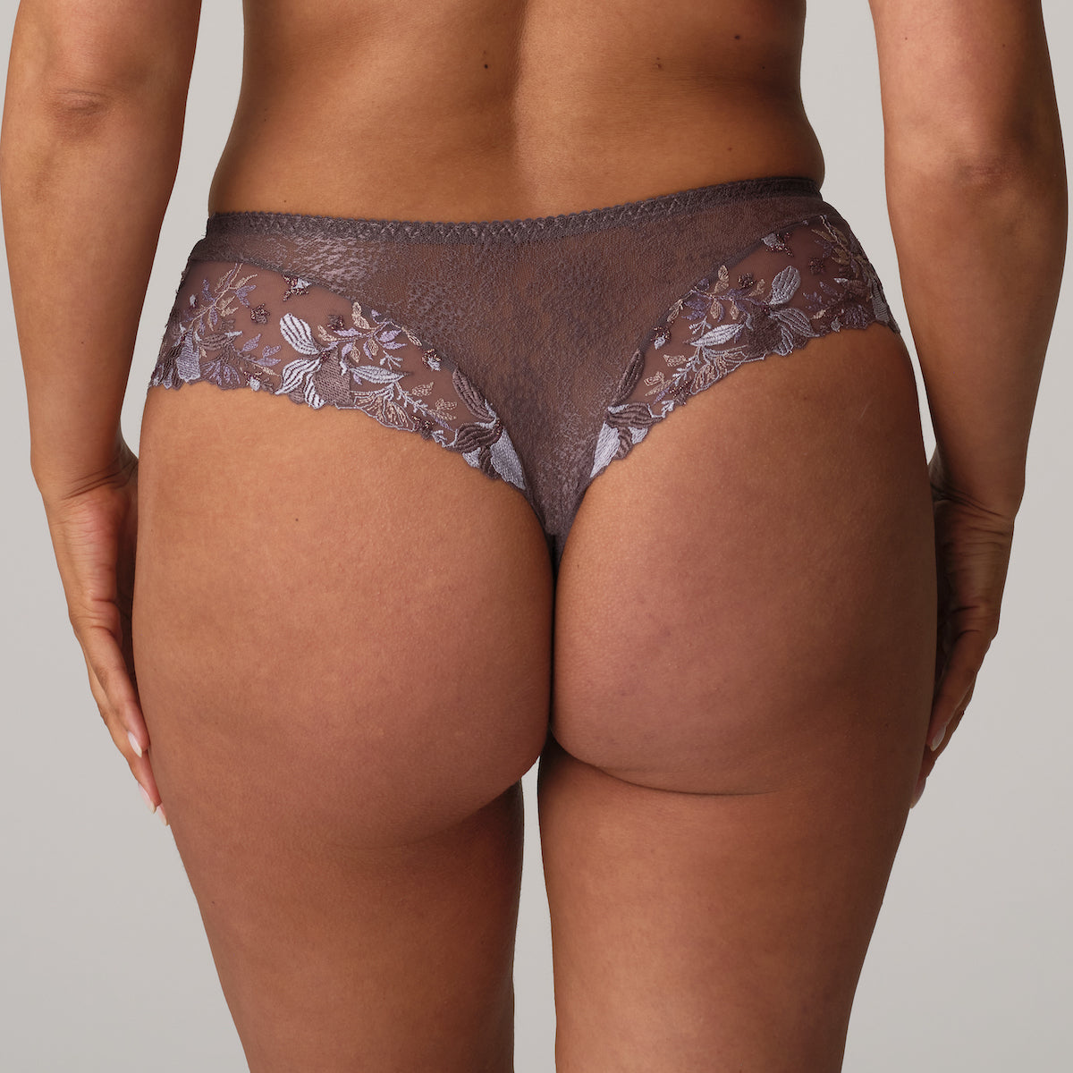 PrimaDonna Mohala - Orlando Eye - 0663391-EYS