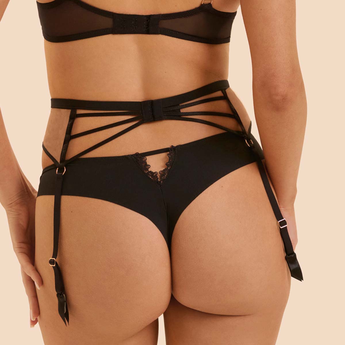 Simone Pérèle Fantasme hofteholder, sort - 1I3800 - 024 - Light Tattoo