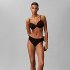 Calvin Klein Invisibles Microfibe 3-pak g-streng, sort - LV00QD5416 - UB1 - Black/black/black
