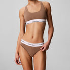 Calvin Klein Icon g-streng, brun - LV00QF8518 - QPS - Soft Mocha