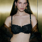 Chantelle Champs Elysees balconette BH, sort - C26050 - E17 - Dazzling Black