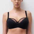 Chantelle EasyFeel Floral Touch BH med bøjle, sort - C94210 - 011 - Black