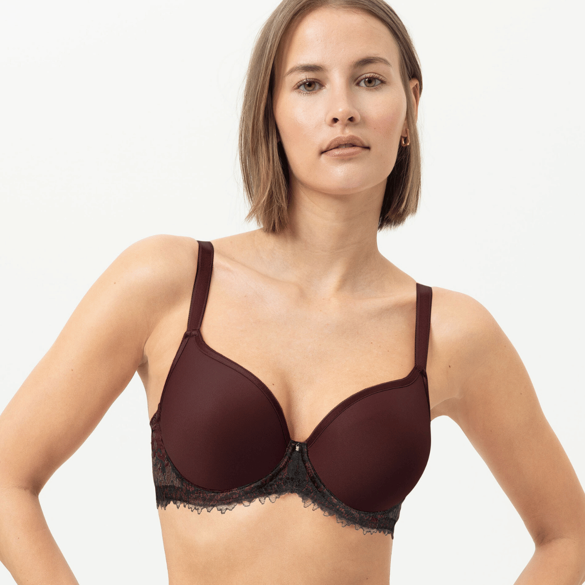 Mey Luxurious BH med bøjle, rød - 74285 - 1809 - Hot Maroon